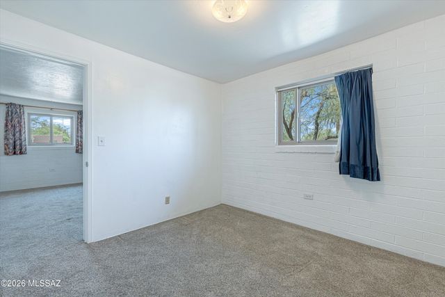 1402 N McKinley Avenue, Tucson, AZ 85712
