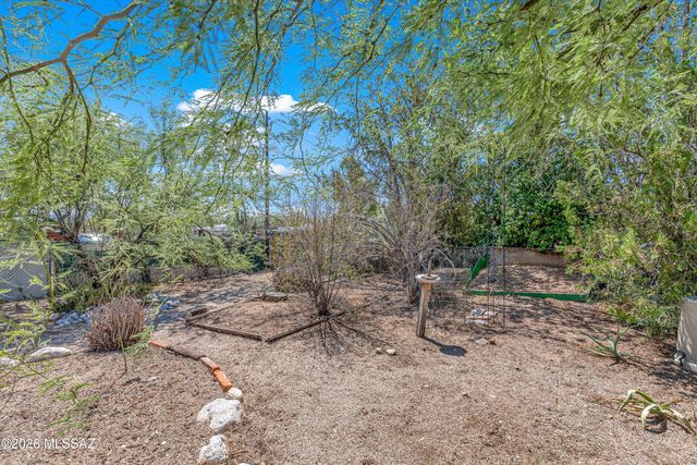1402 N McKinley Avenue, Tucson, AZ 85712