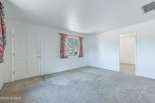 1402 N McKinley Avenue, Tucson, AZ 85712