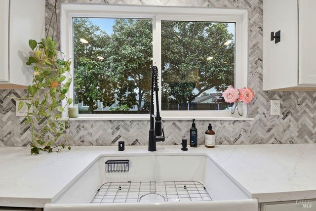 8270 Honor Pl, Cotati, CA 94931