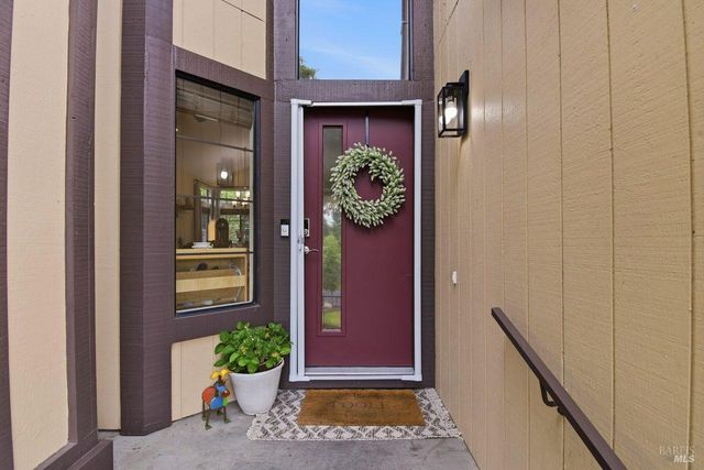 8270 Honor Pl, Cotati, CA 94931