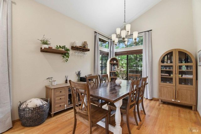 8270 Honor Pl, Cotati, CA 94931