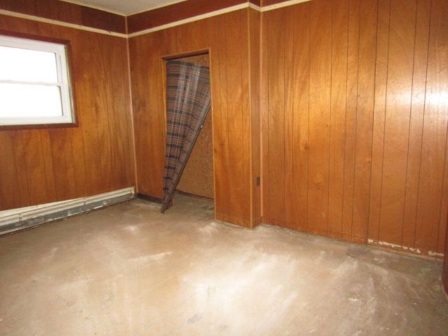 930 7th St, New Kensington, PA 15068