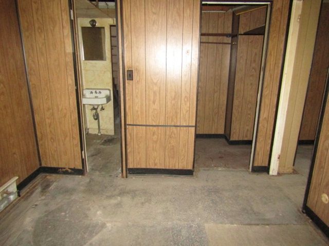 930 7th St, New Kensington, PA 15068