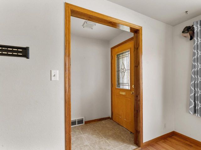 611 S 32nd STREET, Manitowoc, WI 54220