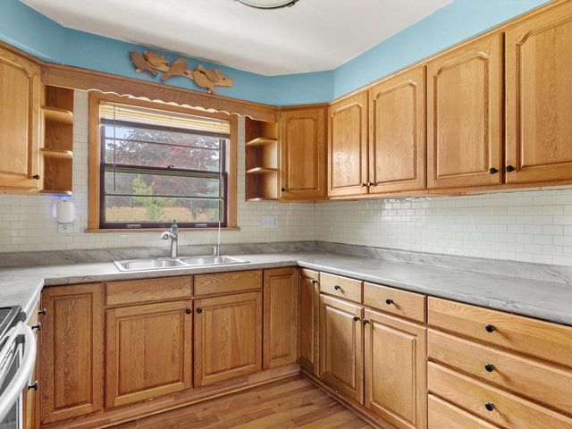 611 S 32nd STREET, Manitowoc, WI 54220