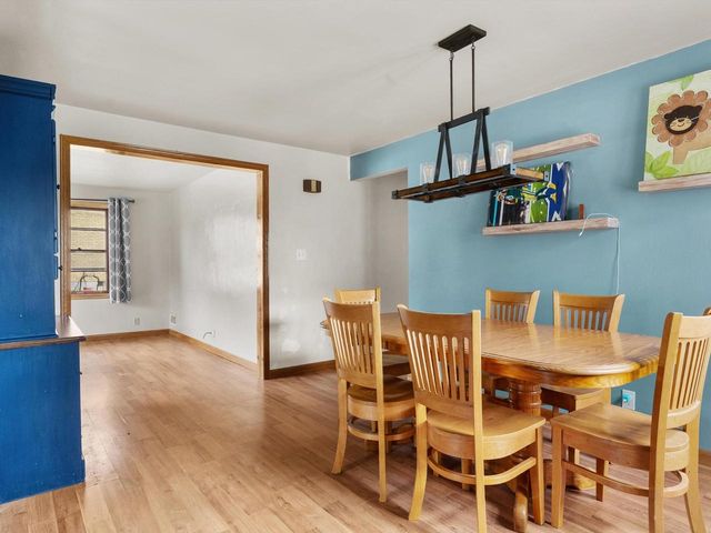 611 S 32nd STREET, Manitowoc, WI 54220