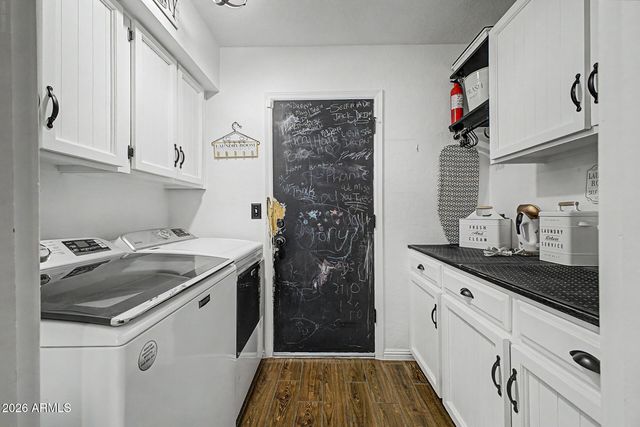 4040 W SWEETWATER Avenue, Phoenix, AZ 85029