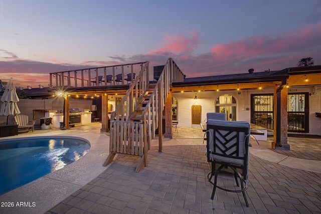 4040 W SWEETWATER Avenue, Phoenix, AZ 85029
