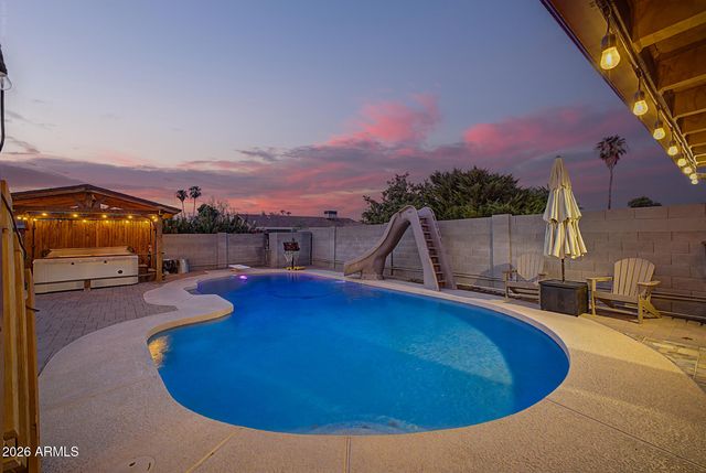 4040 W SWEETWATER Avenue, Phoenix, AZ 85029