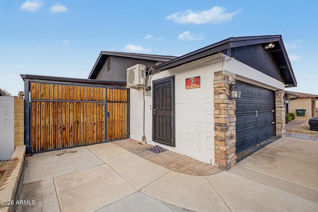 4040 W SWEETWATER Avenue, Phoenix, AZ 85029