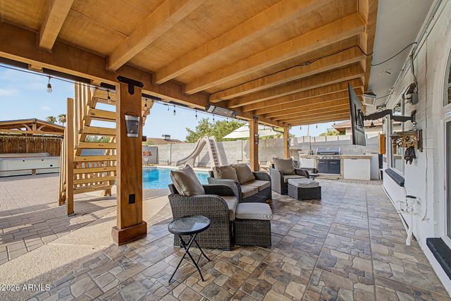 4040 W SWEETWATER Avenue, Phoenix, AZ 85029