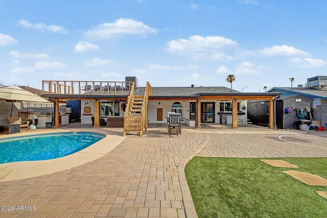 4040 W SWEETWATER Avenue, Phoenix, AZ 85029