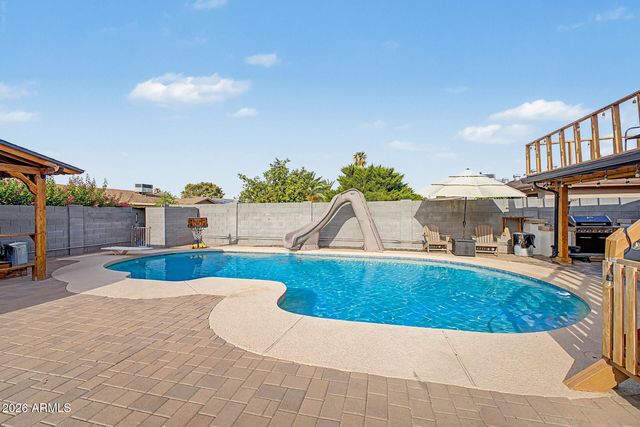 4040 W SWEETWATER Avenue, Phoenix, AZ 85029