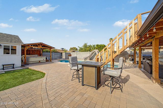 4040 W SWEETWATER Avenue, Phoenix, AZ 85029
