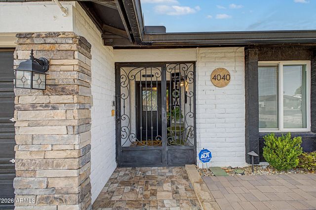 4040 W SWEETWATER Avenue, Phoenix, AZ 85029