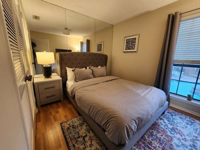 1100 Riverchase Lane 209, Arlington, TX 76011