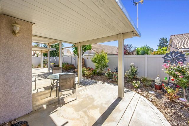 1455 Las Colinas, Banning, CA 92220