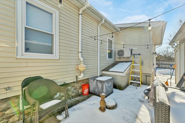 34 Depot Road, Manchester, NH 03103