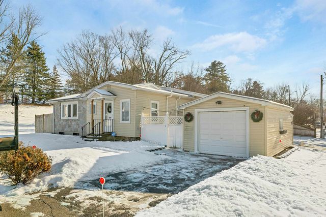 34 Depot Road, Manchester, NH 03103