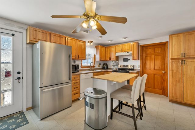 34 Depot Road, Manchester, NH 03103