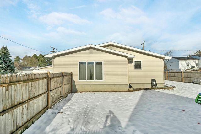 34 Depot Road, Manchester, NH 03103