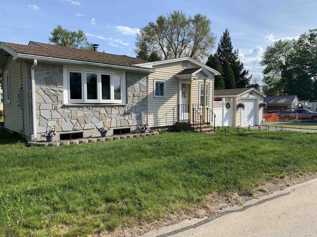 34 Depot Road, Manchester, NH 03103