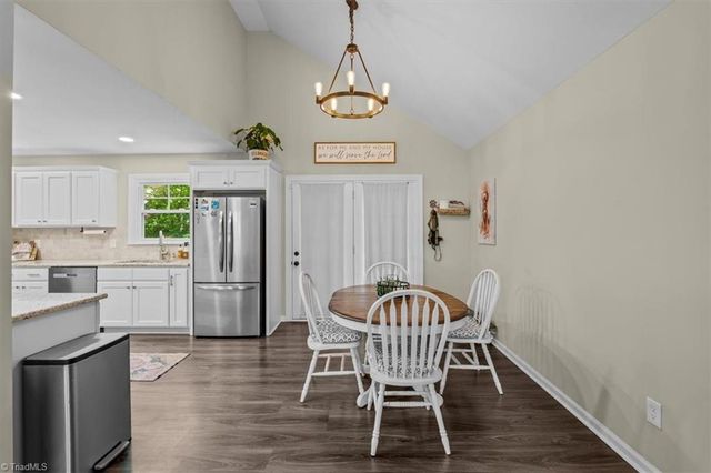 109 Brookleigh Court, Trinity, NC 27370