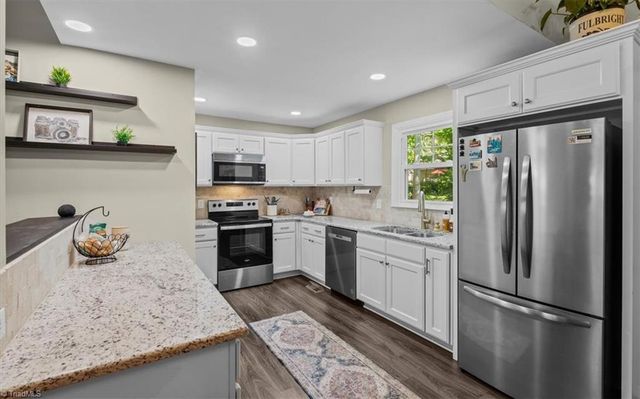 109 Brookleigh Court, Trinity, NC 27370