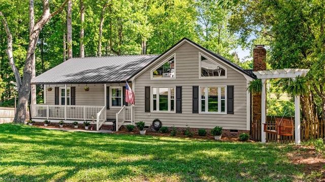 109 Brookleigh Court, Trinity, NC 27370