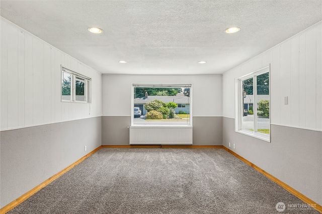 20818 77th Place W, Edmonds, WA 98026