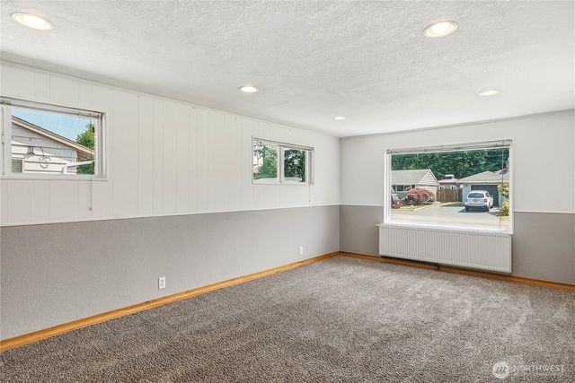 20818 77th Place W, Edmonds, WA 98026