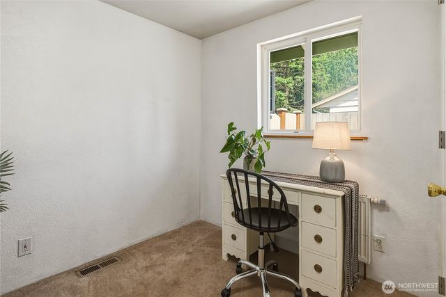 20818 77th Place W, Edmonds, WA 98026