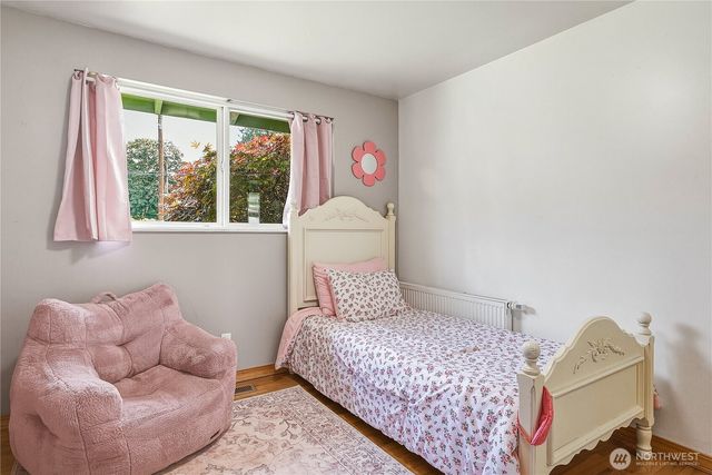 20818 77th Place W, Edmonds, WA 98026