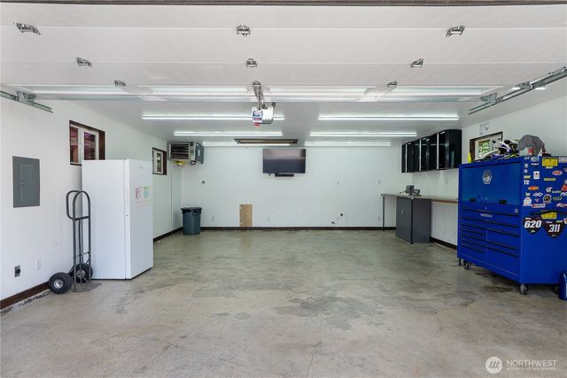 20818 77th Place W, Edmonds, WA 98026