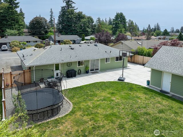 20818 77th Place W, Edmonds, WA 98026