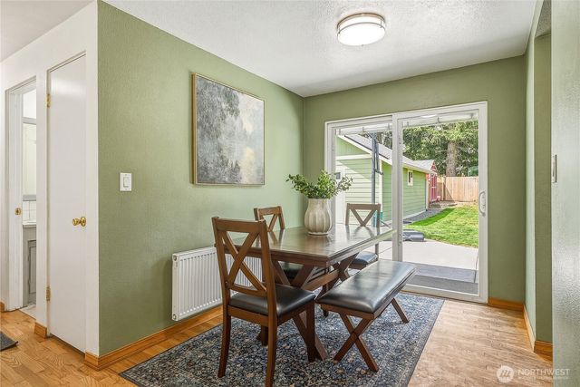 20818 77th Place W, Edmonds, WA 98026