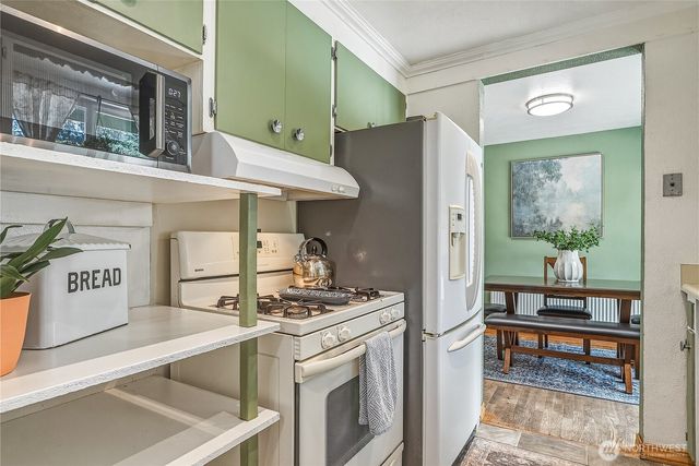 20818 77th Place W, Edmonds, WA 98026