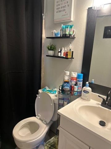 10016 Winding Lake Road 101, Sunrise, FL 33351