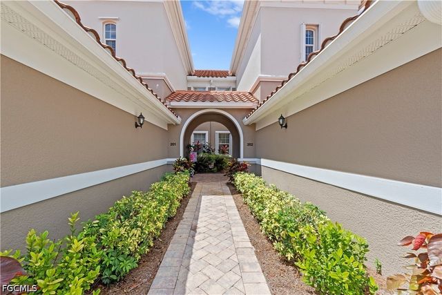10351 Glastonbury CIR 201, Fort Myers, FL 33913