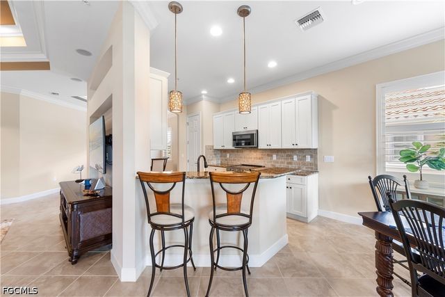 10351 Glastonbury CIR 201, Fort Myers, FL 33913