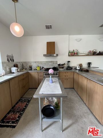 613 Museum Drive, Los Angeles, CA 90065