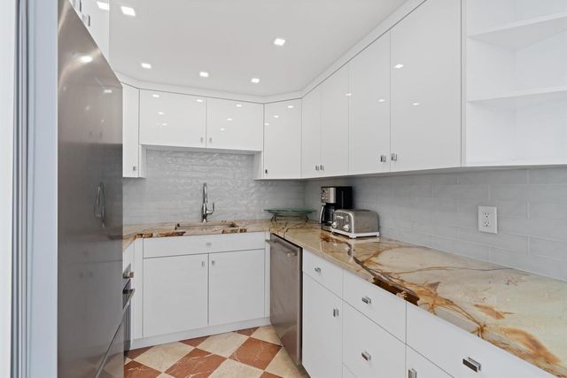401 Peruvian Avenue 3020, Palm Beach, FL 33480