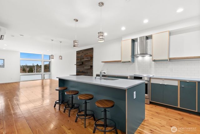 3527 S Oregon Street, Seattle, WA 98118