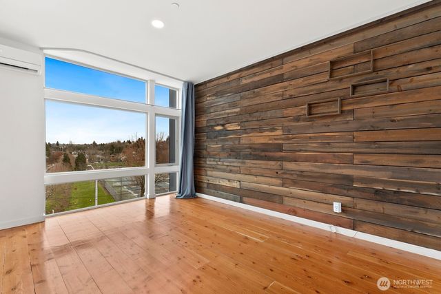 3527 S Oregon Street, Seattle, WA 98118