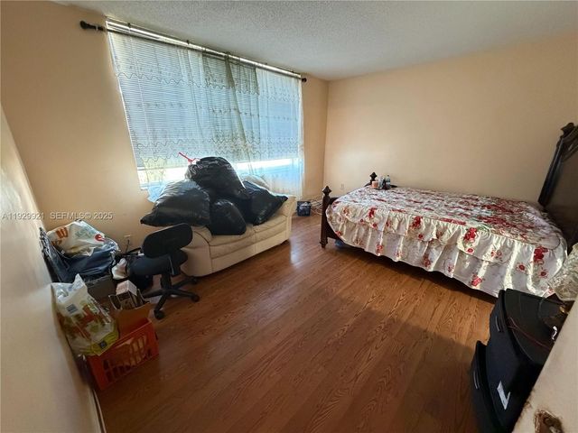 7664 NW 18th St 306, Margate, FL 33063