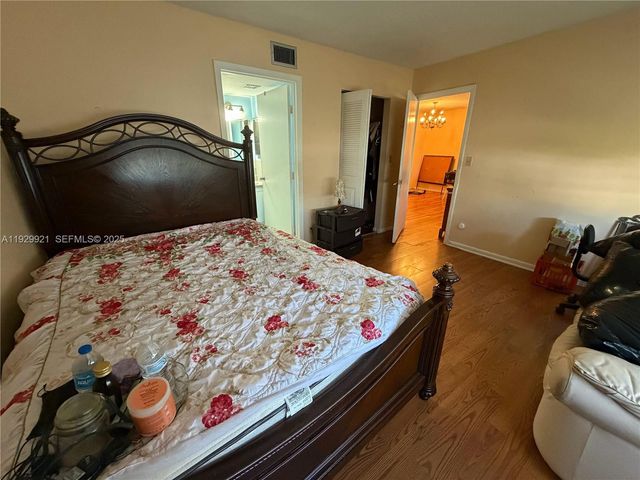 7664 NW 18th St 306, Margate, FL 33063