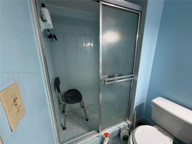 7664 NW 18th St 306, Margate, FL 33063