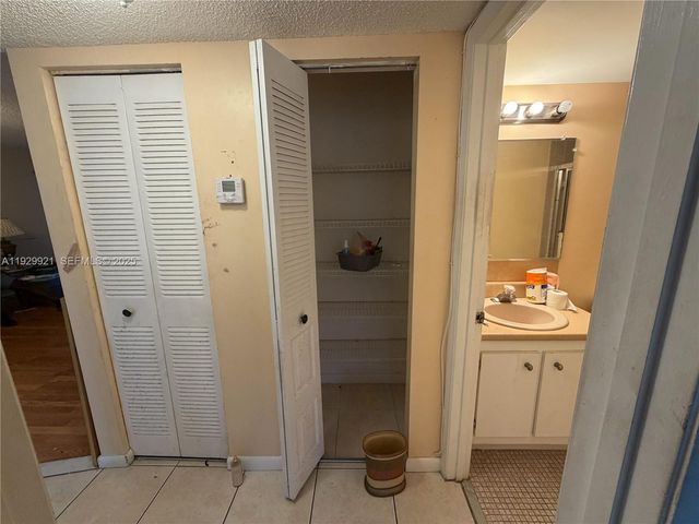 7664 NW 18th St 306, Margate, FL 33063