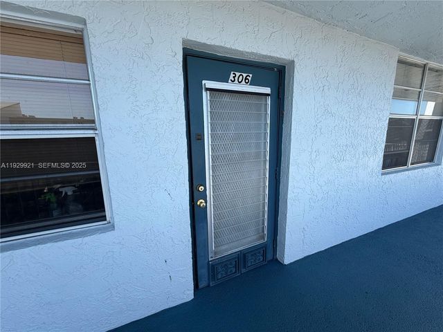 7664 NW 18th St 306, Margate, FL 33063